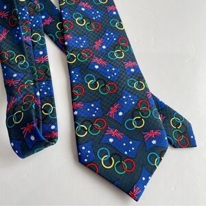 Hollygreen 2000 Australian Olympics Tie Rings Sports Blue Red Novelty Flag EUC